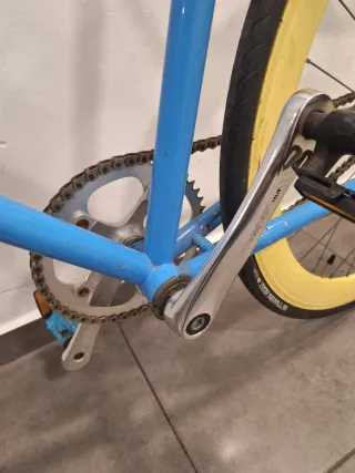 Bicicleta Fixie proyecto restaurado Base Peugeot