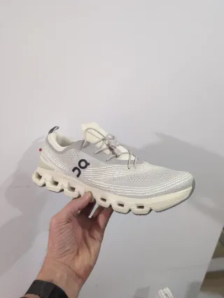 Zapatillas On Running Cloud X Z5 Gris/Blanco