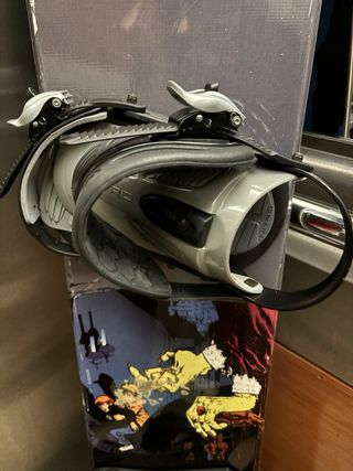 Tabla de Snowboard Nitro recién encerada