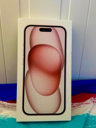 iPhone 15 PRECINTADO 3 AÑOS DE GARANTIA