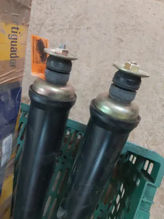 Amortiguadores Traseros Renault 18. Nuevos