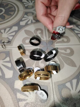 Anillos Acero Inoxidable Negro y Dorado