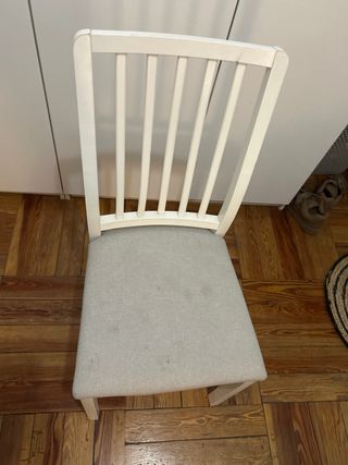Silla de comedor blanca con funda verde