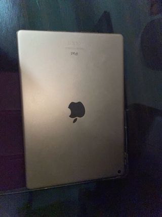 iPad 8ª Gen Plata - Batería 80%