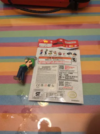 Luigi Figura Colgante Llavero Bandai