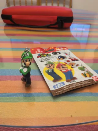 Luigi Figura Colgante Llavero Bandai