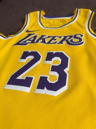 Camiseta Lakers LeBron James Talla M