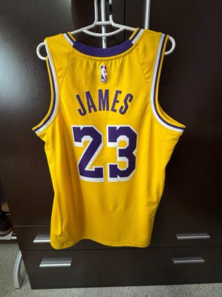 Camiseta Lakers LeBron James Talla M