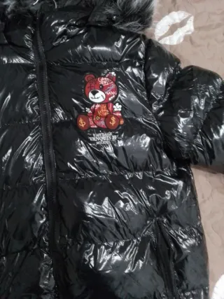 Chaqueta Oso Negra y Roja
