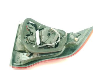 Volvo 23263666 piloto trasero derecho s80 ii (124)