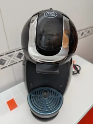 Cafetera Dolce Gusto Automática Negra