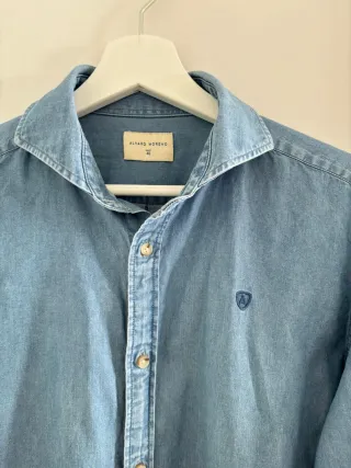Camisa vaquera azul de la talla 40