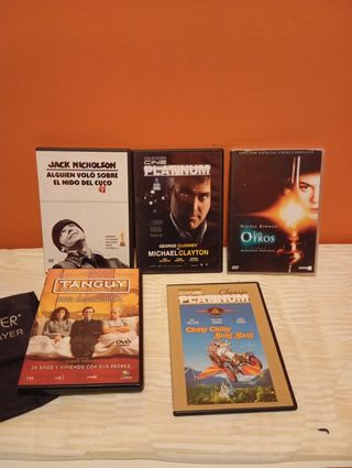 50 DVDs Películas con Mueble Organizador