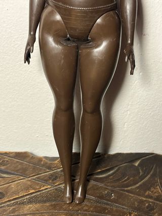 Barbie Fashionista con capelli viola