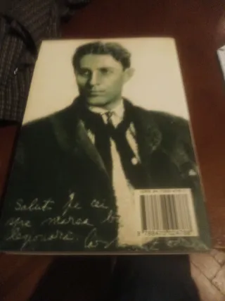 Libro antiguo, CONDREANU EL CAPITAN.