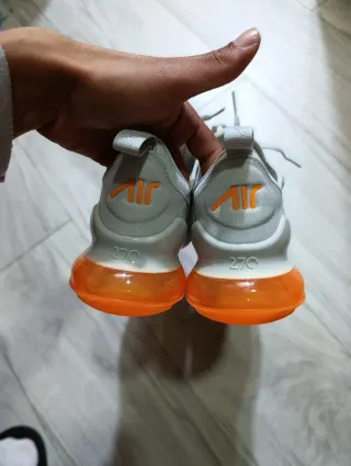Nike Air Max 270 Gris Naranja