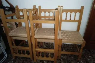 Juego de 4 sillas madera rústicas