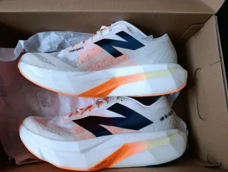 New Balance FuelCell SuperComp Elite v4