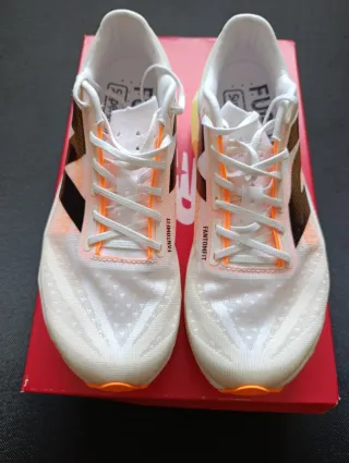 New Balance FuelCell SuperComp Elite v4