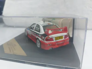Mitsubishi Lancer Evo V Mäkinen Catalunya1998 1:43