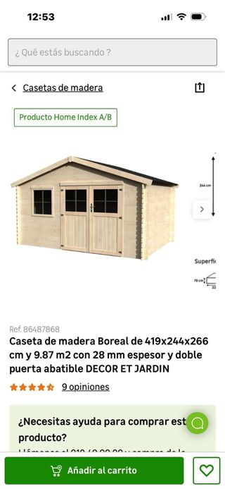 Caseta de madera con ventanas