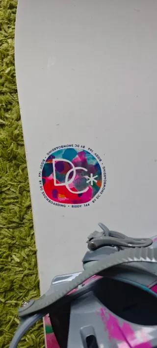 Tabla de Snowboard con Fijaciones