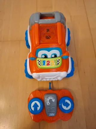 Coche teledirigido infantil volteretas clementoni