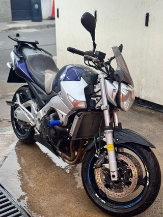 Suzuki GSR 600 2008