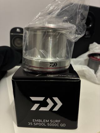 Bobina Daiwa Emblem Surf 35 SCW 5000C QD