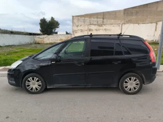 Citroen Grand C4 Picasso 2011