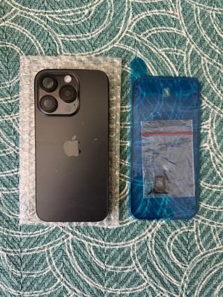 iPhone 15 Pro Chassis Titanio Nero