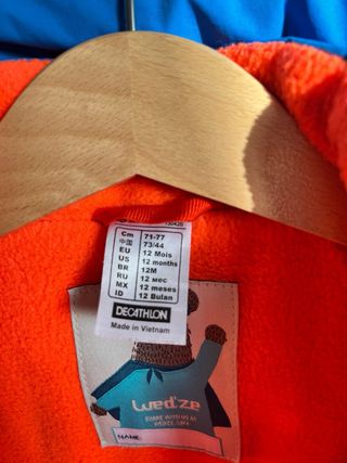 Mono de nieve azul para bebé