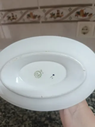 Salsera de porcelana con diseño floral San Claudio