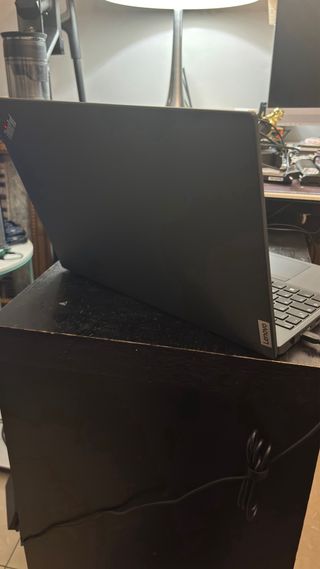 Lenovo Thinkpad T16 Gen 1