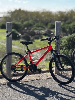 Bicicleta de Montaña Roja