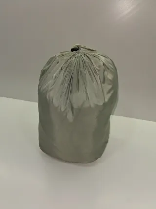 Anorak Champagne. Compacta.