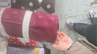 Tela flamenca lunares rosa y rojo