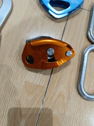 Petzl Grigri naranja