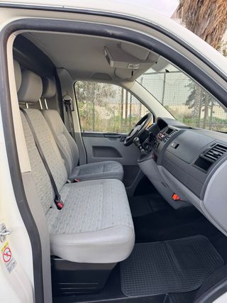 Volkswagen Transporter T5 2008