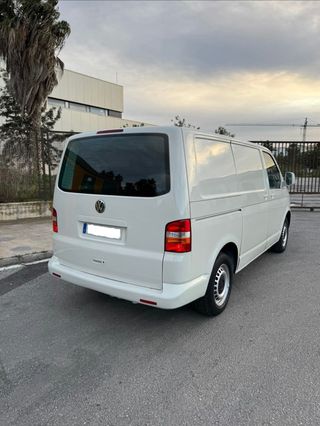 Volkswagen Transporter T5 2008