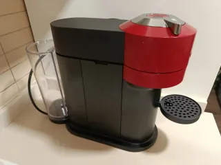 Cafetera Nespresso Vertuo Next Roja