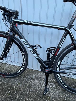 Bicicleta de carretera Fuji SL1