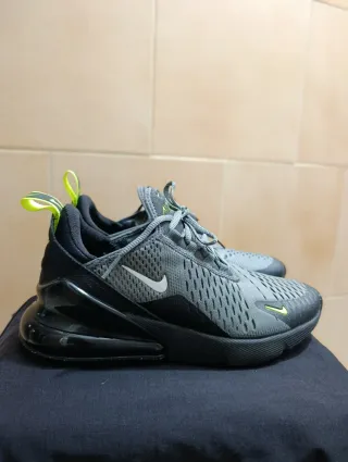Nike Air Max 270 Gris y Amarillo