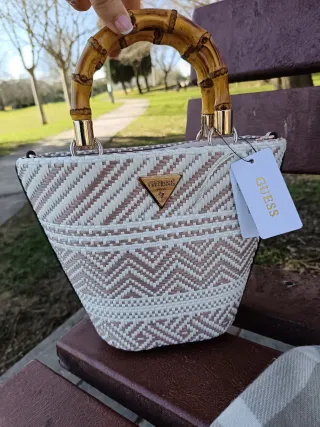 Bolso Cesto Guess Nuevo