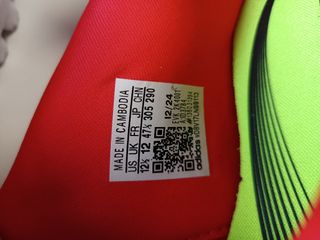 Zapatillas Adidas Predator Rojas y Blancas