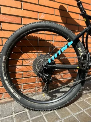 Bicicleta Mondraker F-Podium R