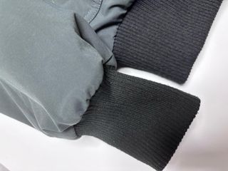 Chaqueta Closure London Gris con Capucha