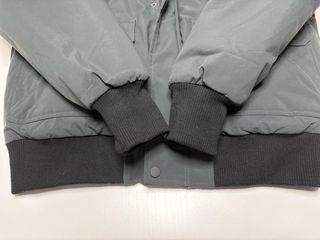 Chaqueta Closure London Gris con Capucha