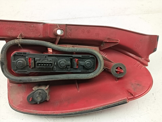 PILOTO TRASERO IZQUIERDO PEUGEOT 306 BREAK DHY 51