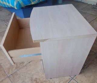 Mesita de noche 2 cajones